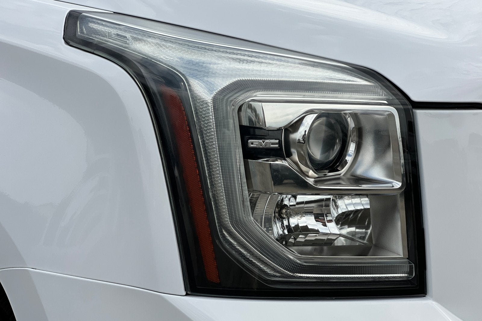2019 GMC Yukon SLE