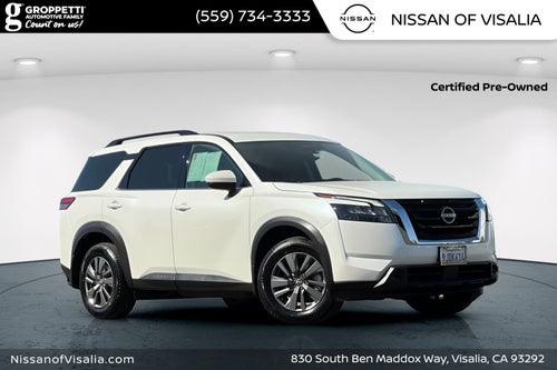2024 Nissan Pathfinder SV