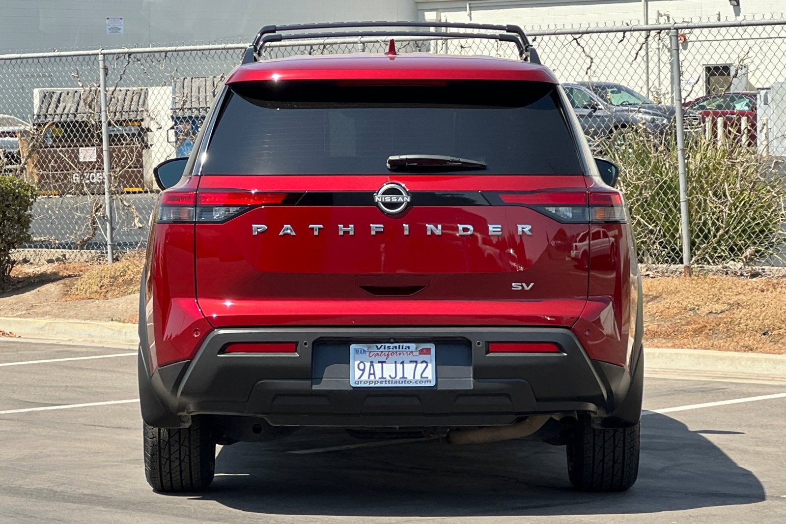 2022 Nissan Pathfinder SV