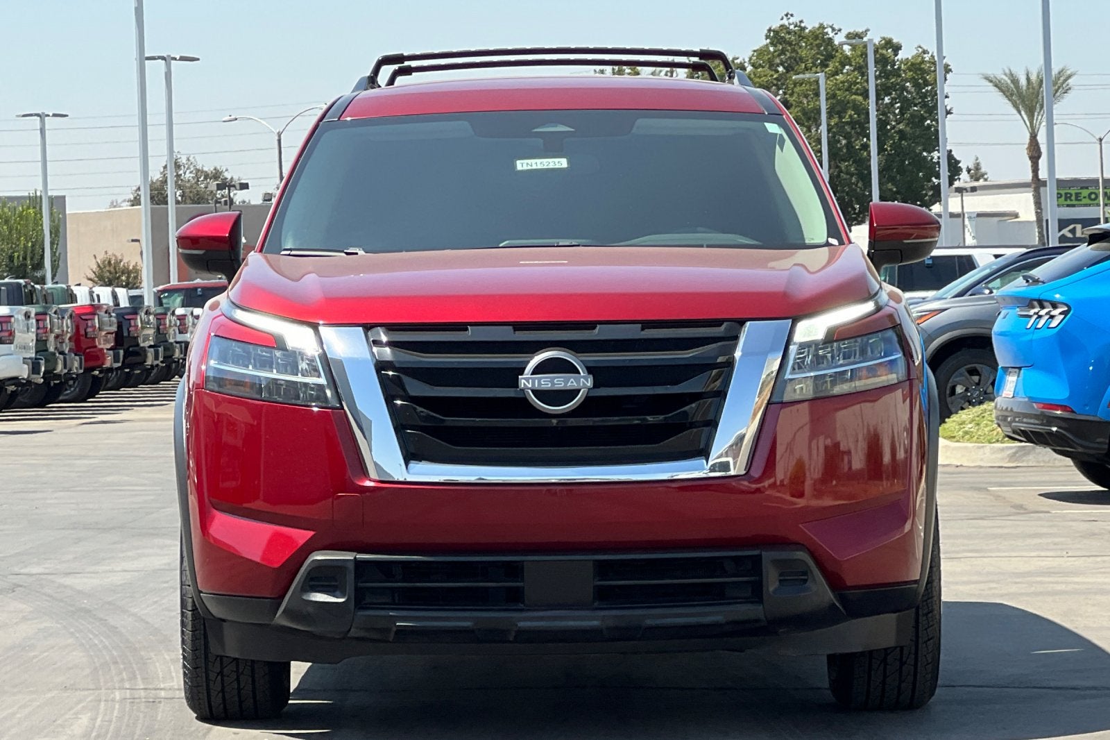 2022 Nissan Pathfinder SV
