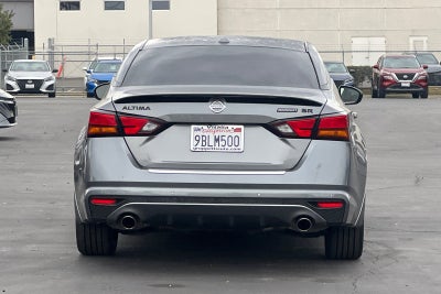2022 Nissan Altima 2.5 SR