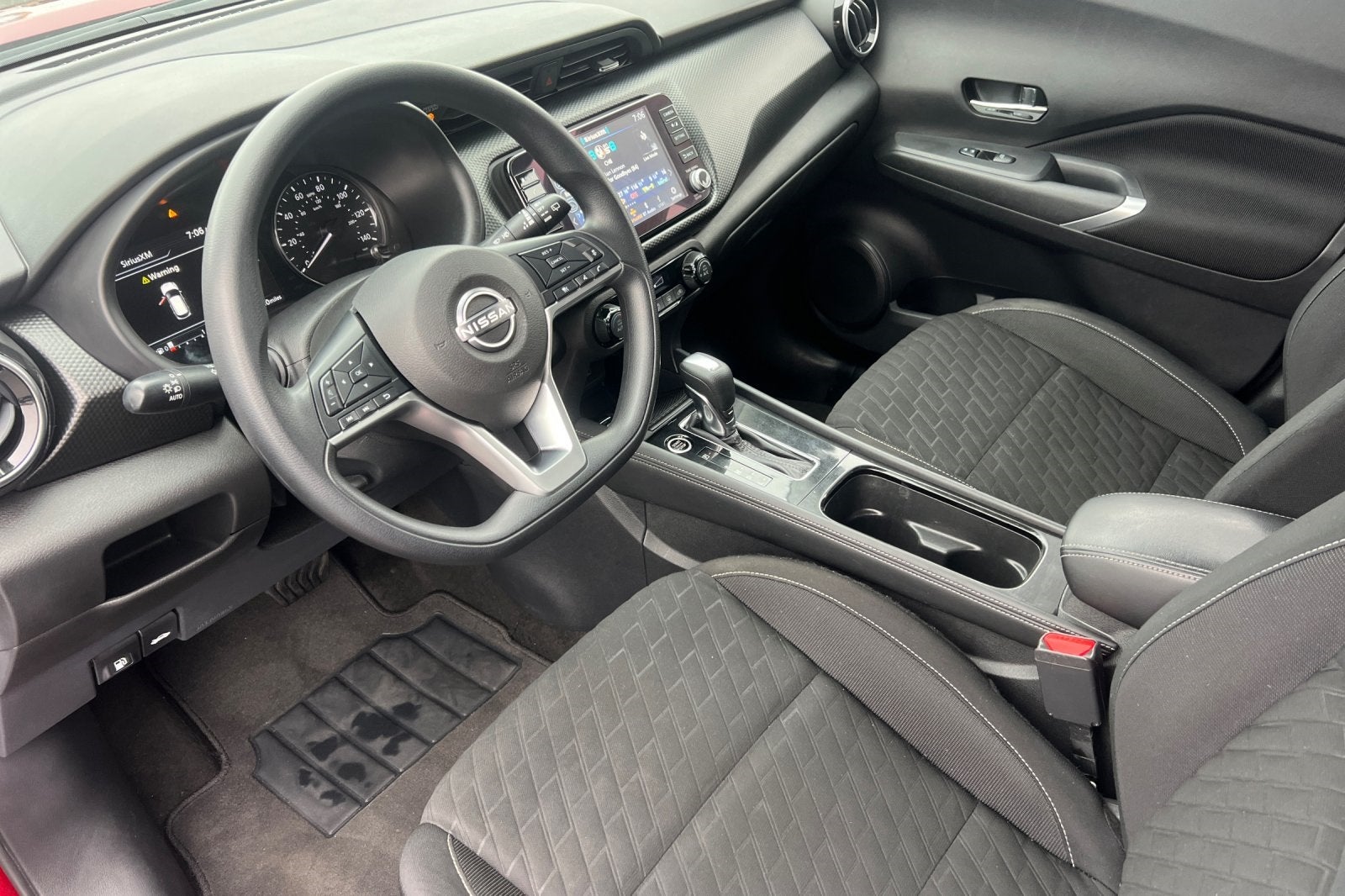 2022 Nissan Kicks SV