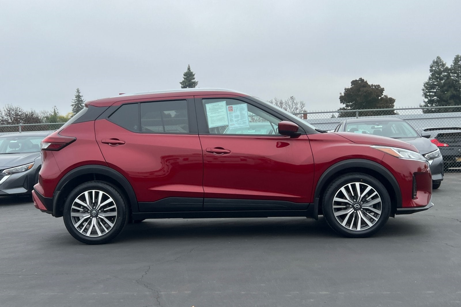 2022 Nissan Kicks SV