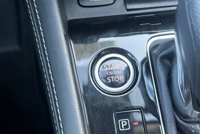 2022 Nissan Kicks SR