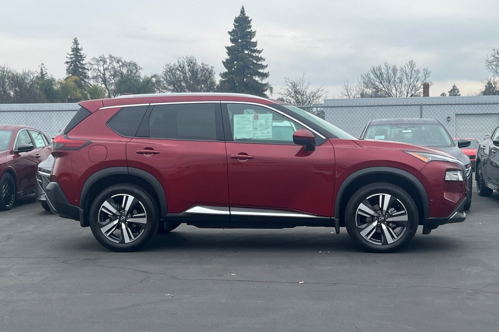 2023 Nissan Rogue SL