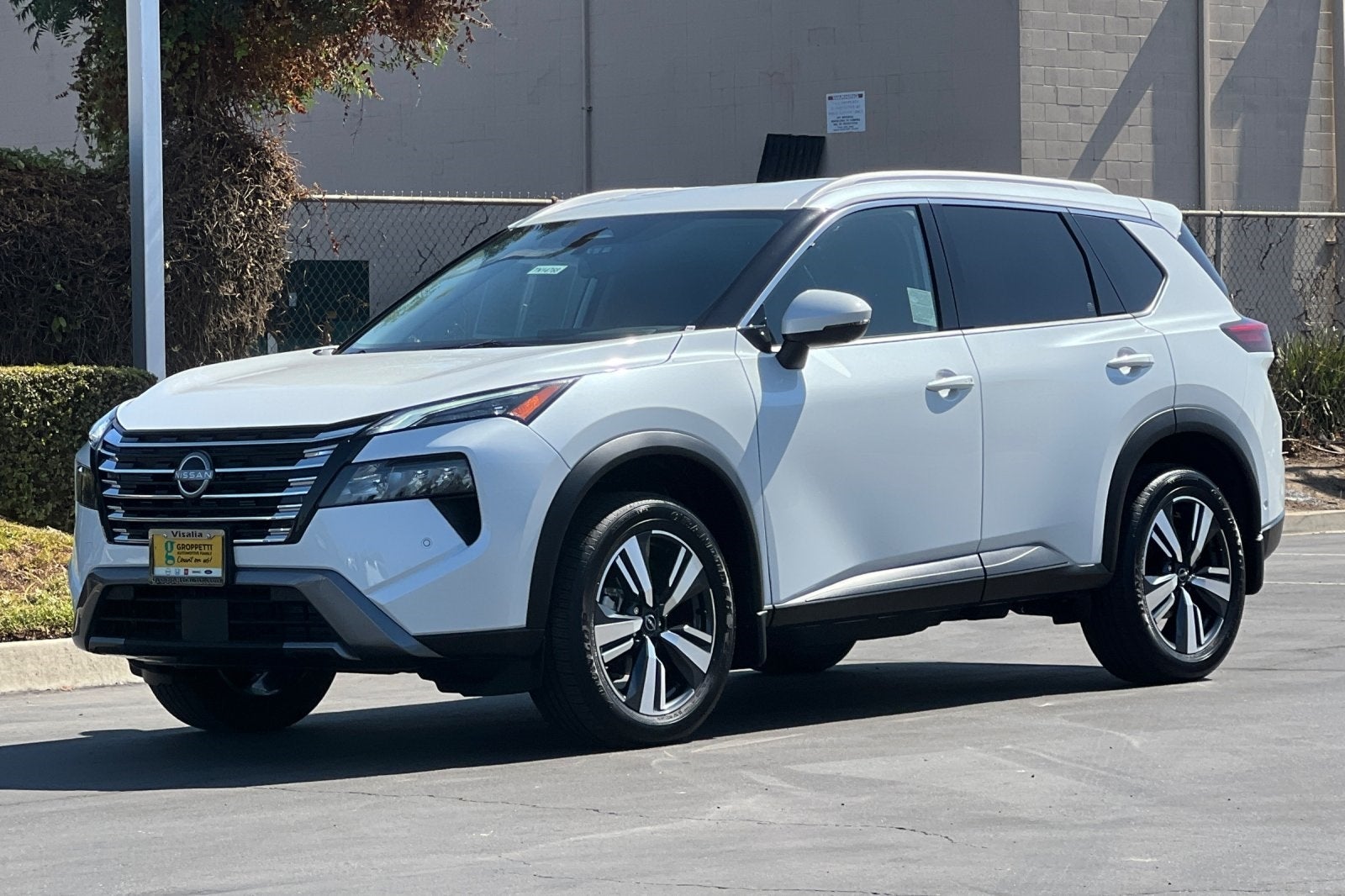 2025 Nissan Rogue SL