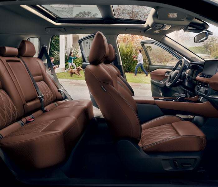 Nissan of Visalia in Visalia CA