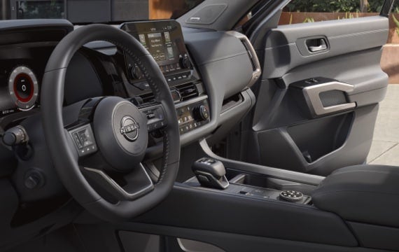 2023 Nissan Pathfinder | Nissan of Visalia in Visalia CA